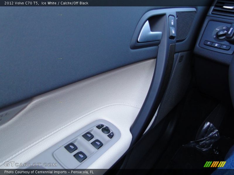 Ice White / Calcite/Off Black 2012 Volvo C70 T5