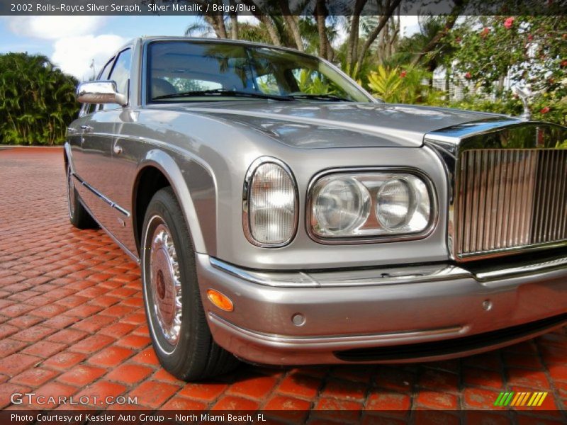 Silver Metallic / Beige/Blue 2002 Rolls-Royce Silver Seraph