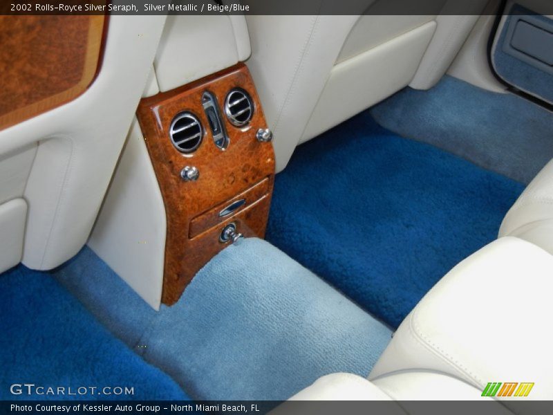 Silver Metallic / Beige/Blue 2002 Rolls-Royce Silver Seraph