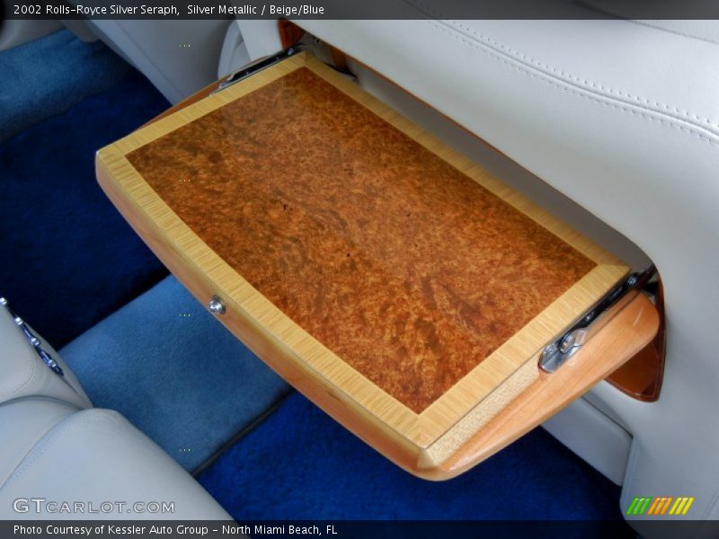 Silver Metallic / Beige/Blue 2002 Rolls-Royce Silver Seraph