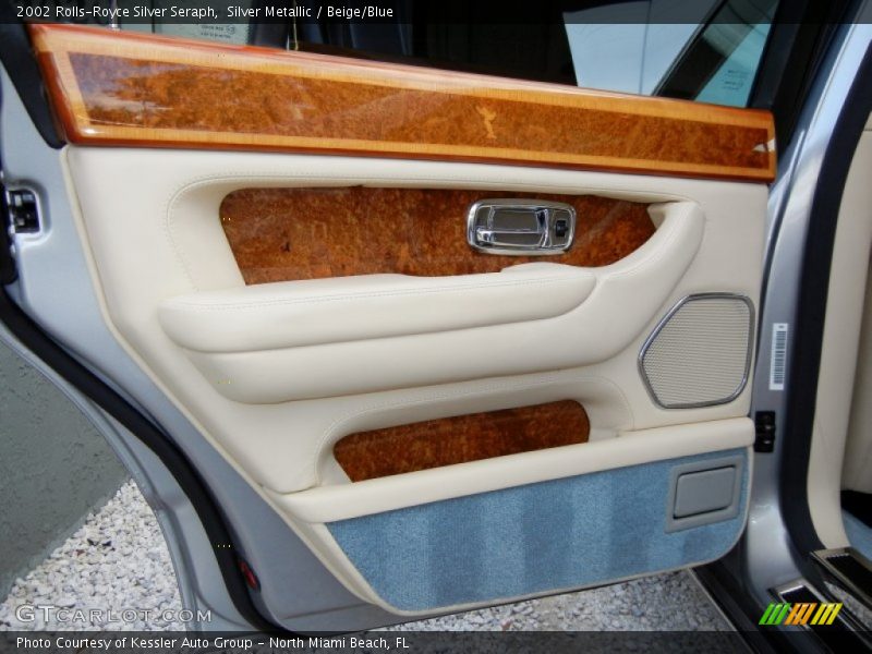 Door Panel of 2002 Silver Seraph 