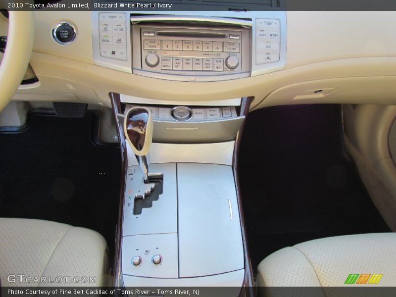 Blizzard White Pearl / Ivory 2010 Toyota Avalon Limited