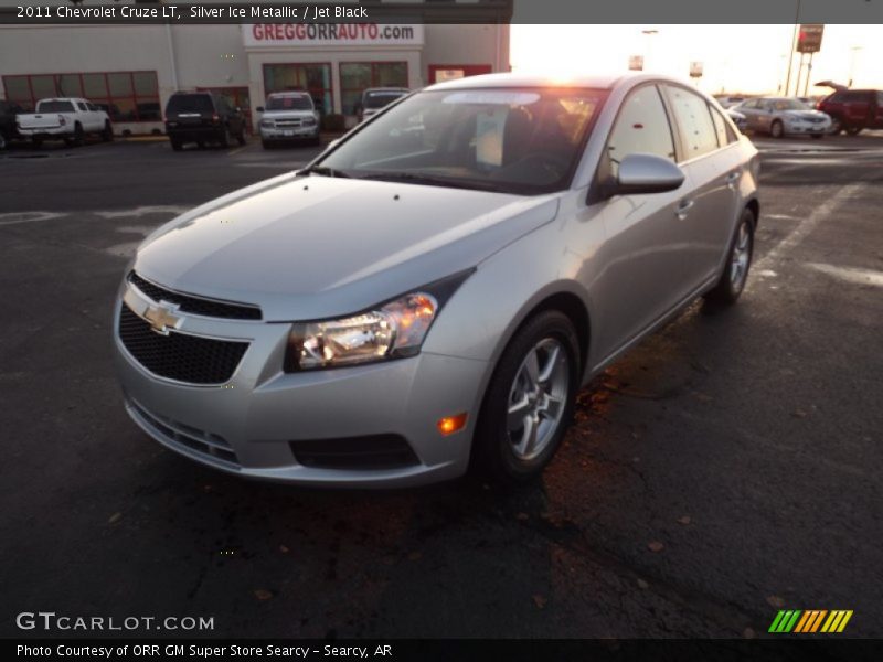Silver Ice Metallic / Jet Black 2011 Chevrolet Cruze LT