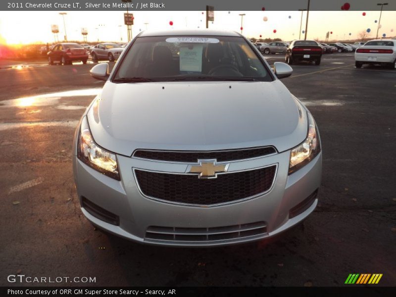 Silver Ice Metallic / Jet Black 2011 Chevrolet Cruze LT