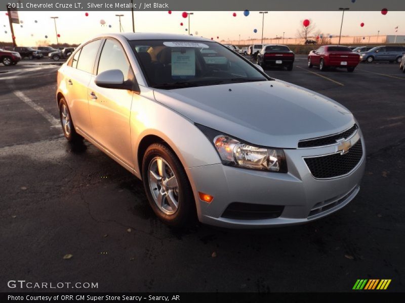 Silver Ice Metallic / Jet Black 2011 Chevrolet Cruze LT