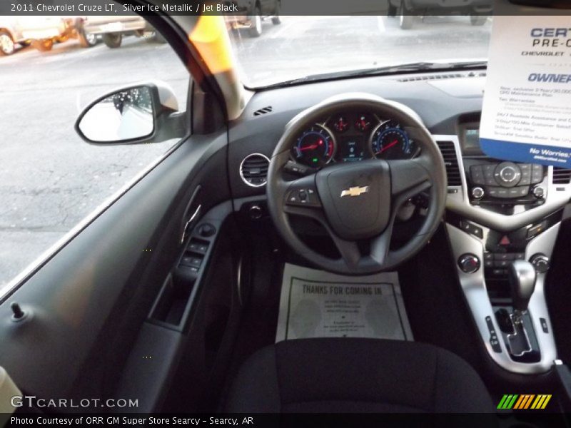 Silver Ice Metallic / Jet Black 2011 Chevrolet Cruze LT