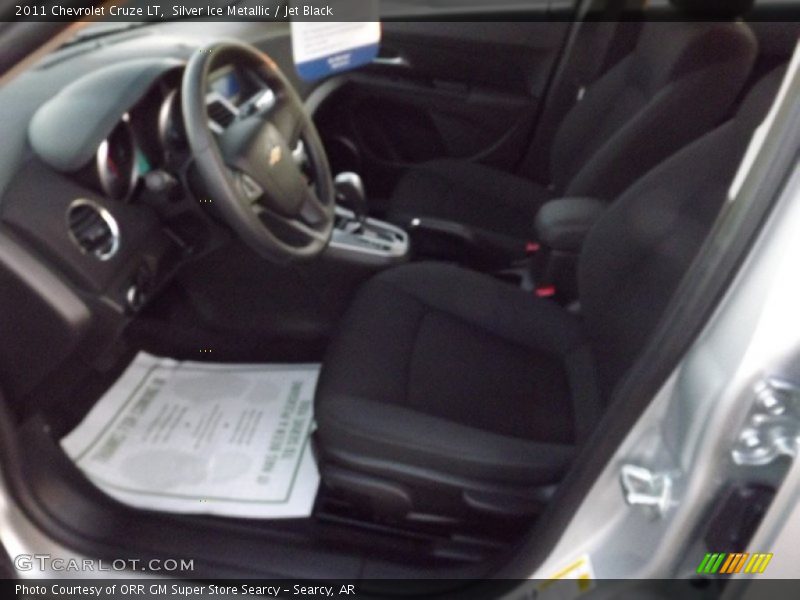 Silver Ice Metallic / Jet Black 2011 Chevrolet Cruze LT