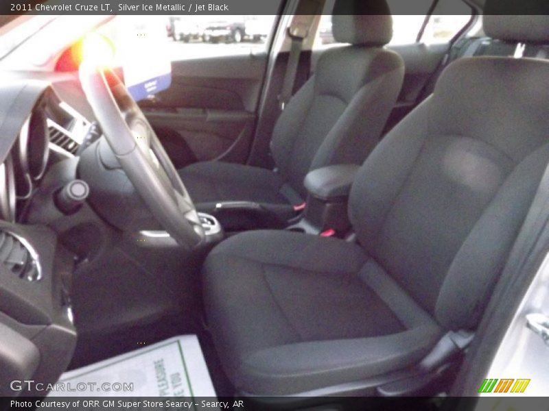 Silver Ice Metallic / Jet Black 2011 Chevrolet Cruze LT
