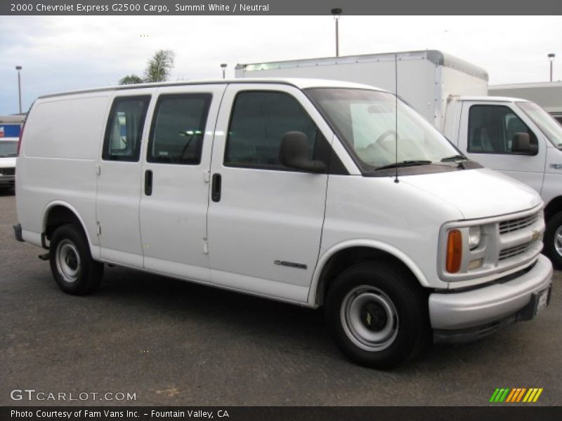 Summit White / Neutral 2000 Chevrolet Express G2500 Cargo