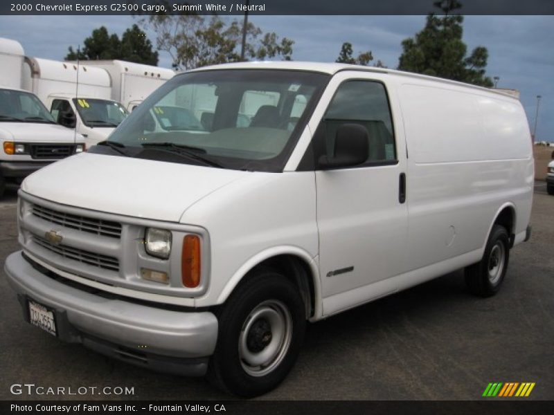 Summit White / Neutral 2000 Chevrolet Express G2500 Cargo