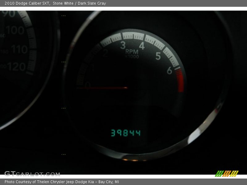 Stone White / Dark Slate Gray 2010 Dodge Caliber SXT