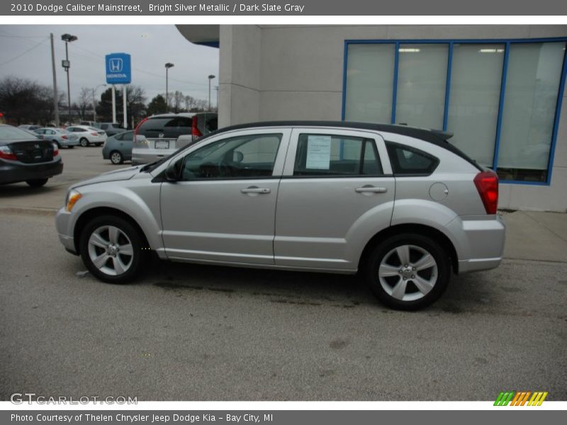 Bright Silver Metallic / Dark Slate Gray 2010 Dodge Caliber Mainstreet