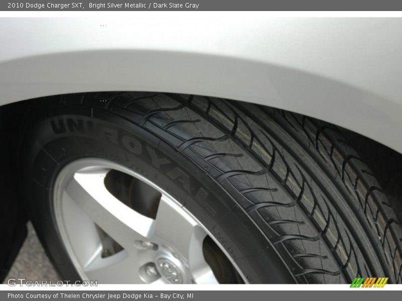 Bright Silver Metallic / Dark Slate Gray 2010 Dodge Charger SXT