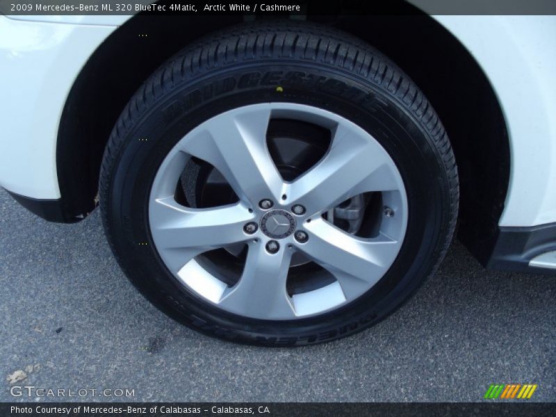 Arctic White / Cashmere 2009 Mercedes-Benz ML 320 BlueTec 4Matic