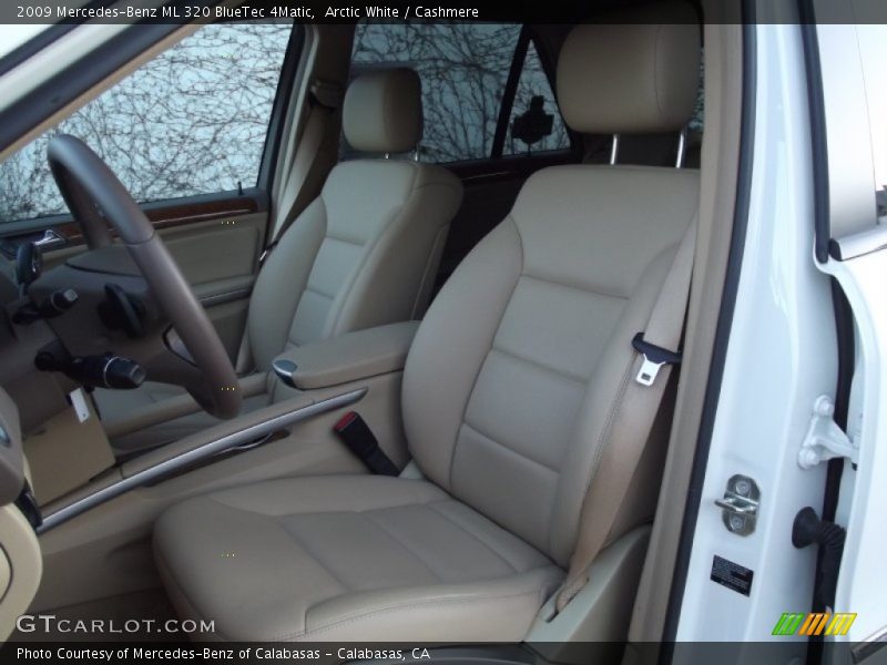 Arctic White / Cashmere 2009 Mercedes-Benz ML 320 BlueTec 4Matic