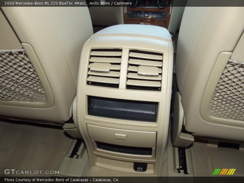 Arctic White / Cashmere 2009 Mercedes-Benz ML 320 BlueTec 4Matic