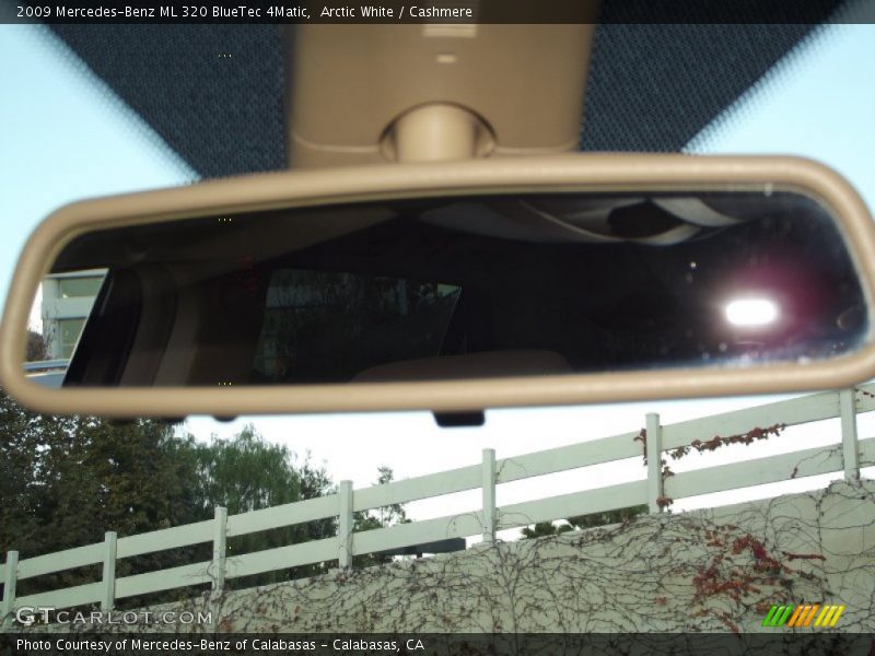 Arctic White / Cashmere 2009 Mercedes-Benz ML 320 BlueTec 4Matic