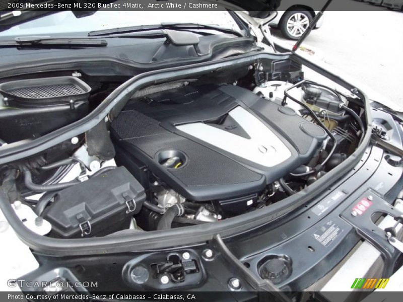 Arctic White / Cashmere 2009 Mercedes-Benz ML 320 BlueTec 4Matic