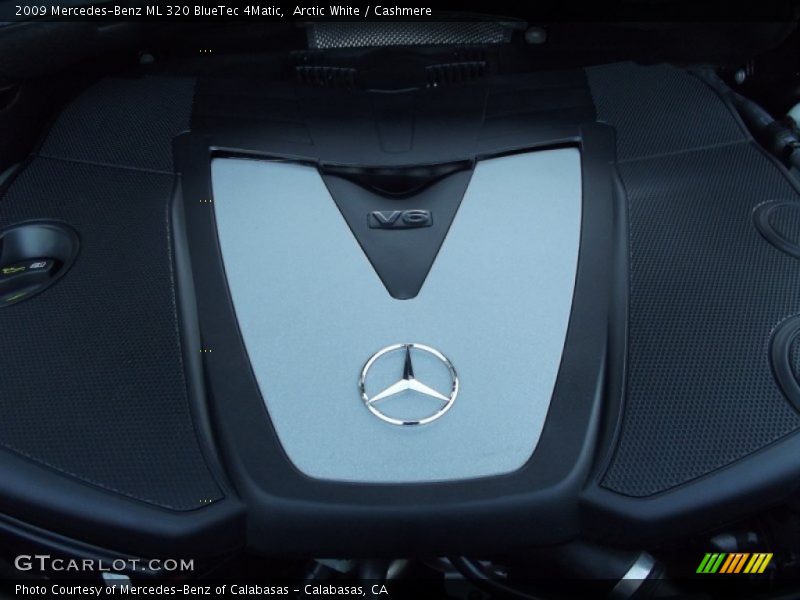 Arctic White / Cashmere 2009 Mercedes-Benz ML 320 BlueTec 4Matic