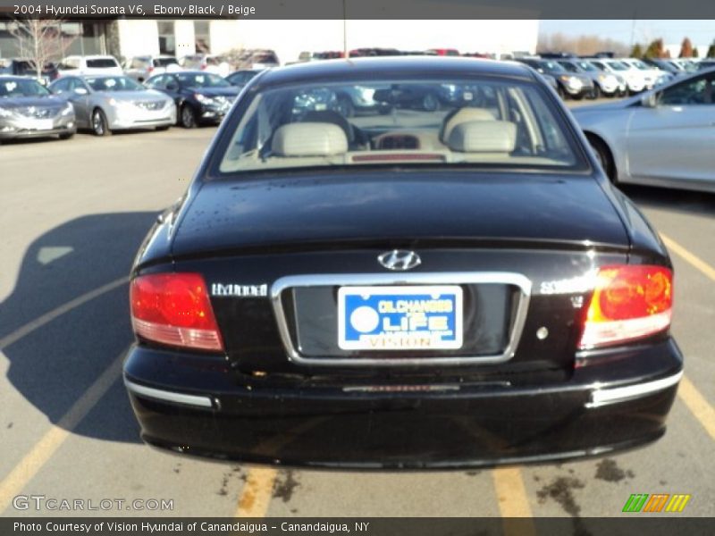Ebony Black / Beige 2004 Hyundai Sonata V6