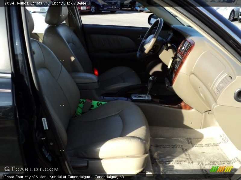 Ebony Black / Beige 2004 Hyundai Sonata V6