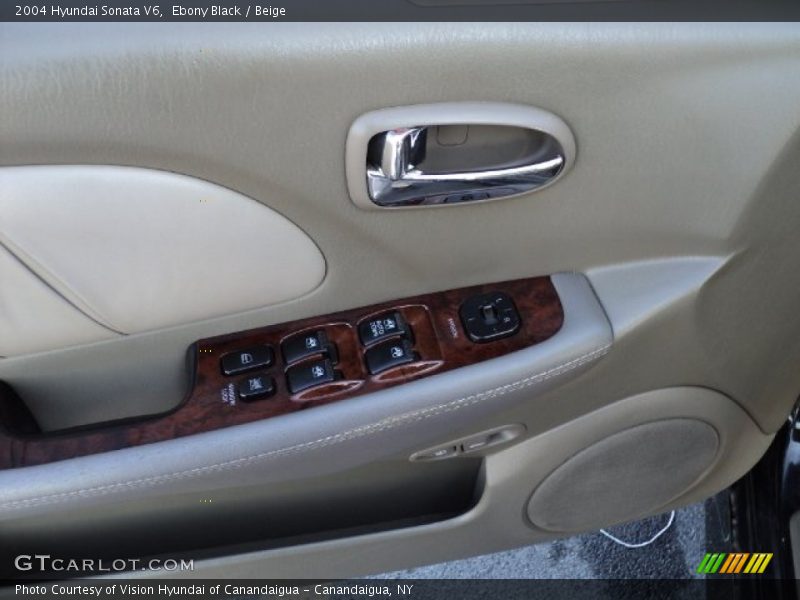 Ebony Black / Beige 2004 Hyundai Sonata V6
