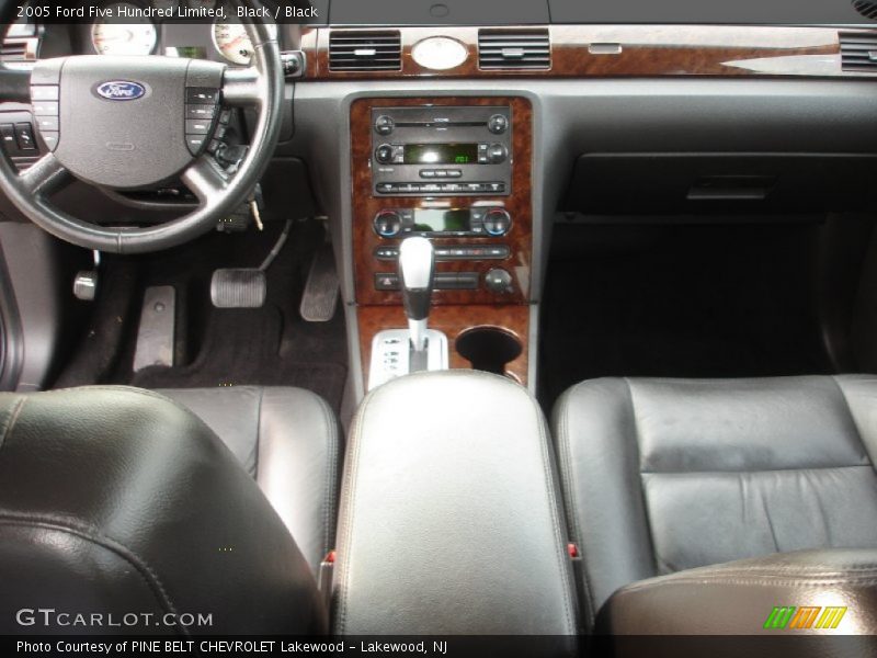 Black / Black 2005 Ford Five Hundred Limited