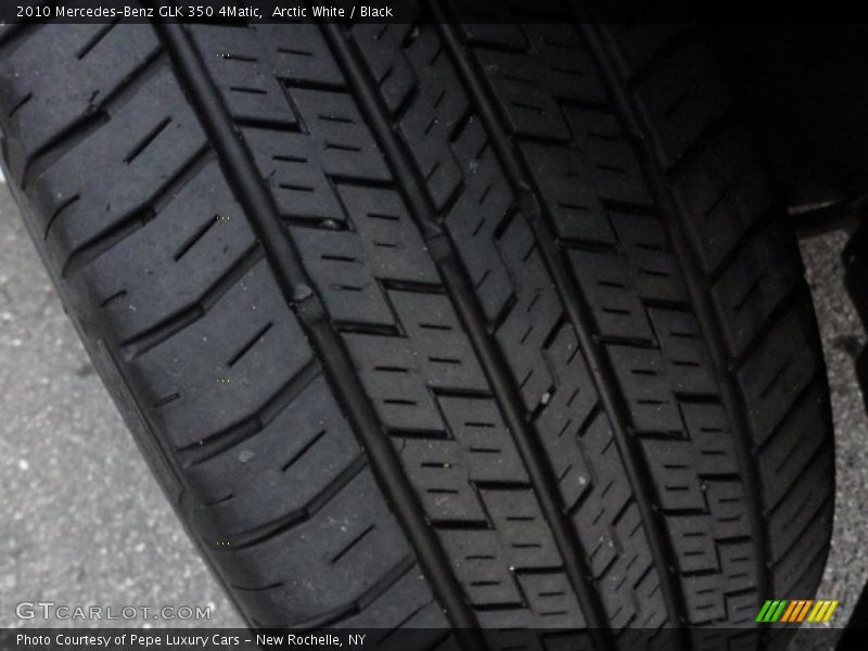 Arctic White / Black 2010 Mercedes-Benz GLK 350 4Matic