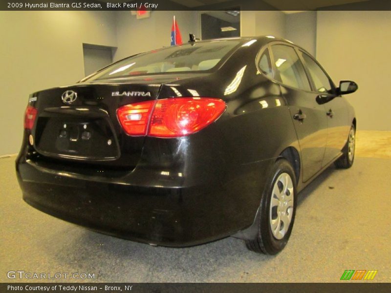 Black Pearl / Gray 2009 Hyundai Elantra GLS Sedan