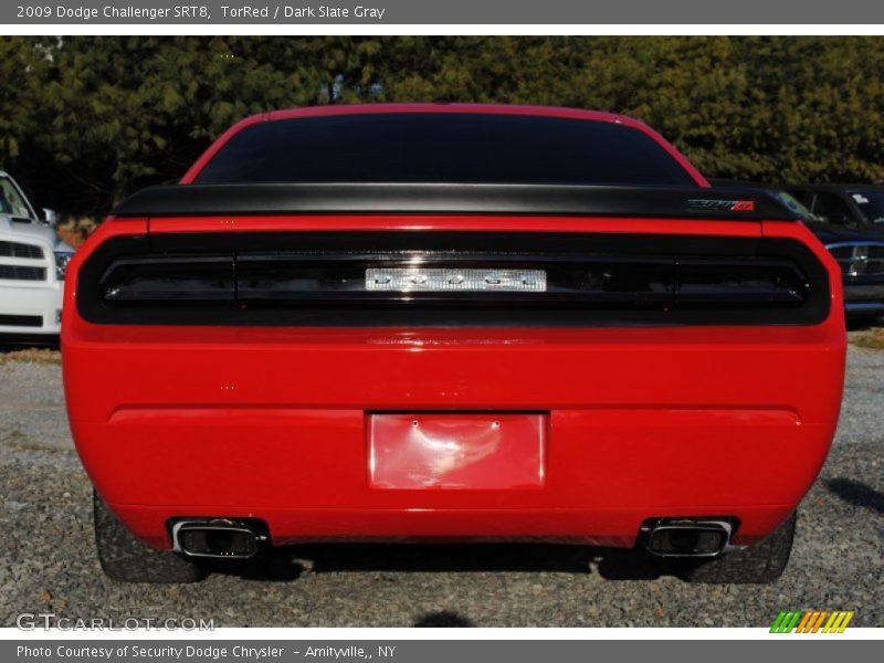 TorRed / Dark Slate Gray 2009 Dodge Challenger SRT8