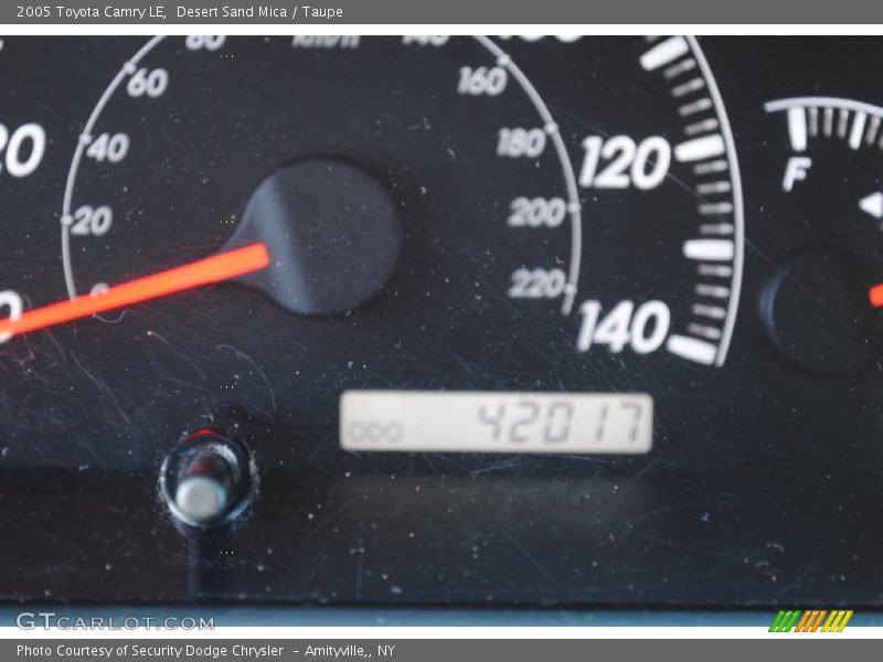 Desert Sand Mica / Taupe 2005 Toyota Camry LE