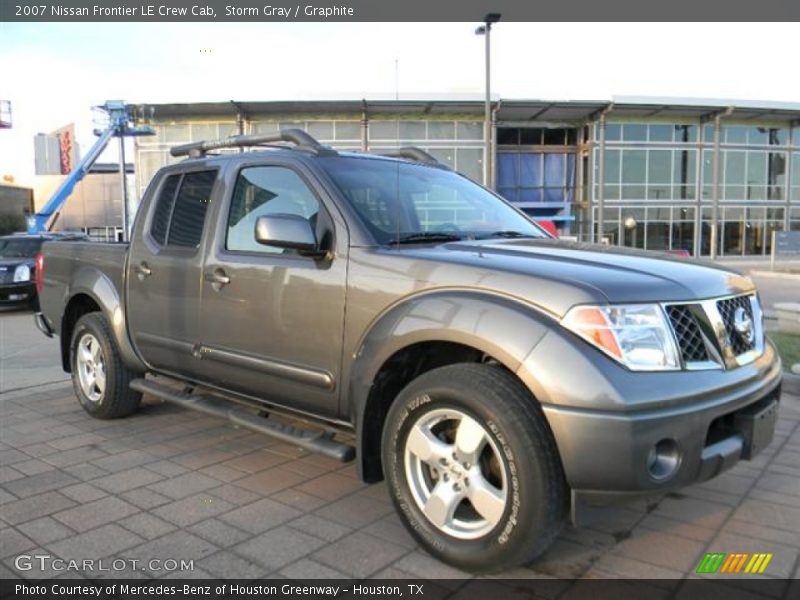 Storm Gray / Graphite 2007 Nissan Frontier LE Crew Cab