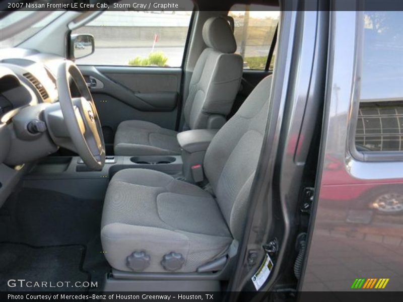 Storm Gray / Graphite 2007 Nissan Frontier LE Crew Cab