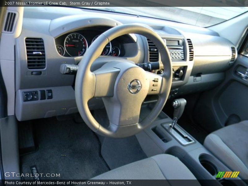 Storm Gray / Graphite 2007 Nissan Frontier LE Crew Cab