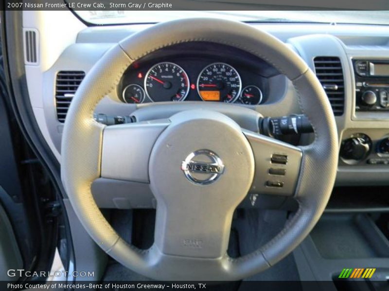 Storm Gray / Graphite 2007 Nissan Frontier LE Crew Cab