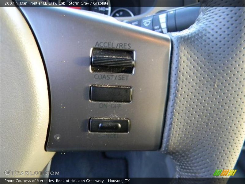 Storm Gray / Graphite 2007 Nissan Frontier LE Crew Cab
