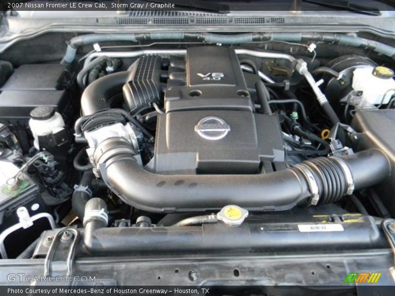 Storm Gray / Graphite 2007 Nissan Frontier LE Crew Cab