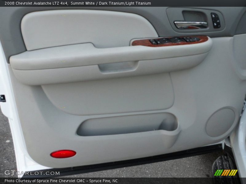 Summit White / Dark Titanium/Light Titanium 2008 Chevrolet Avalanche LTZ 4x4
