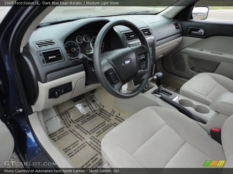 Dark Blue Pearl Metallic / Medium Light Stone 2006 Ford Fusion SE