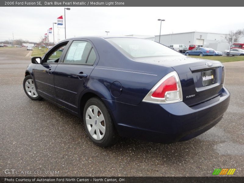 Dark Blue Pearl Metallic / Medium Light Stone 2006 Ford Fusion SE