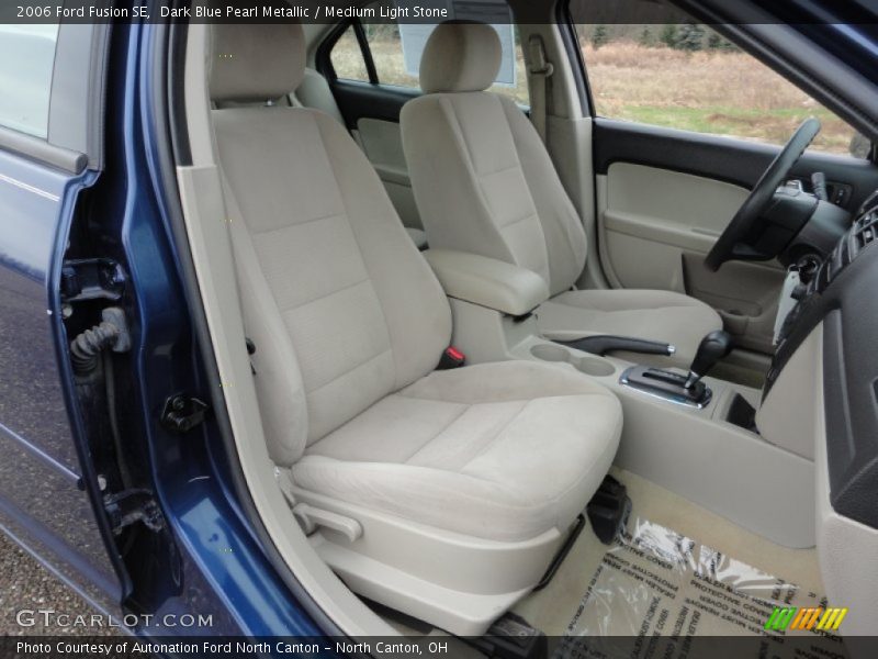 Dark Blue Pearl Metallic / Medium Light Stone 2006 Ford Fusion SE