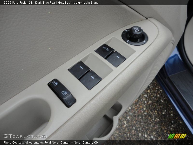 Dark Blue Pearl Metallic / Medium Light Stone 2006 Ford Fusion SE