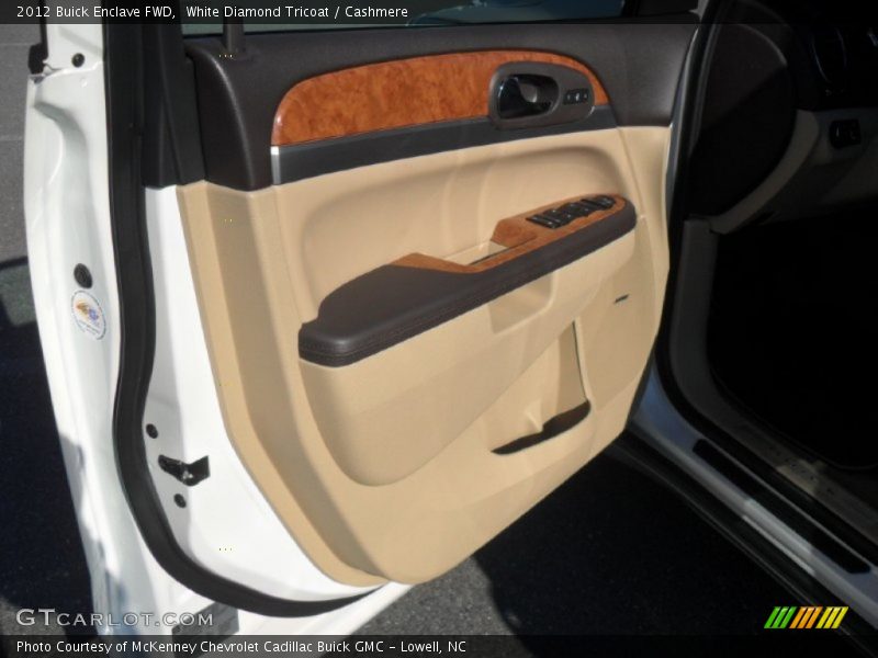 White Diamond Tricoat / Cashmere 2012 Buick Enclave FWD