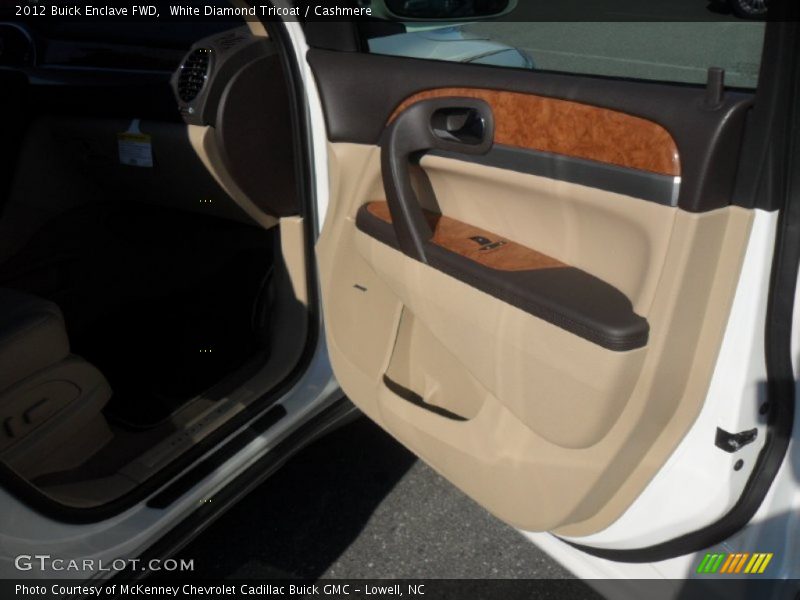 White Diamond Tricoat / Cashmere 2012 Buick Enclave FWD
