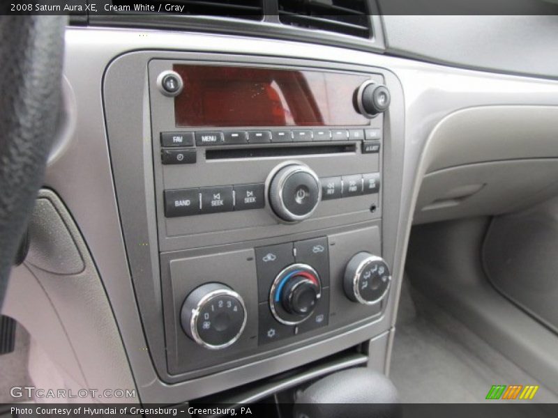 Cream White / Gray 2008 Saturn Aura XE
