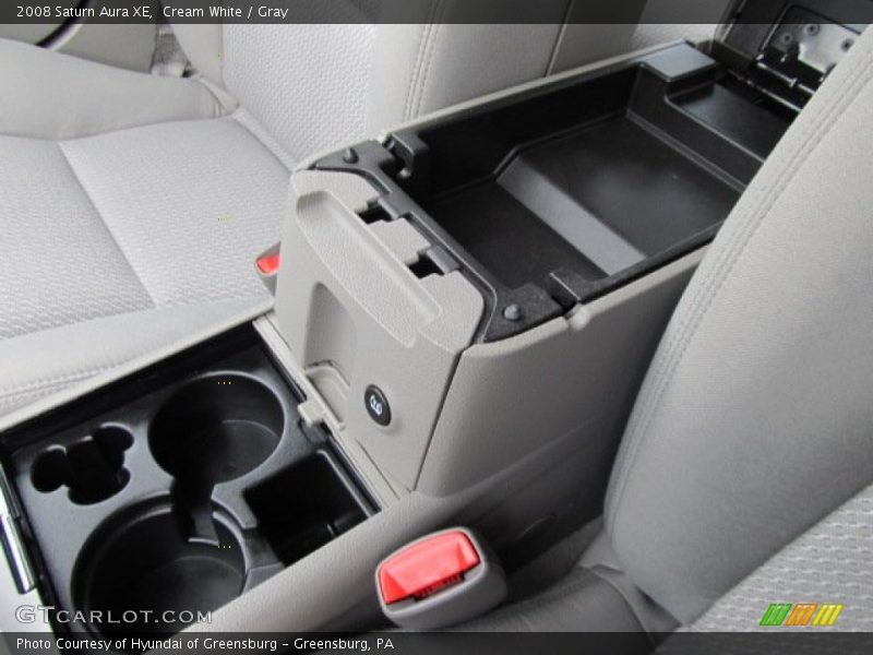 Cream White / Gray 2008 Saturn Aura XE