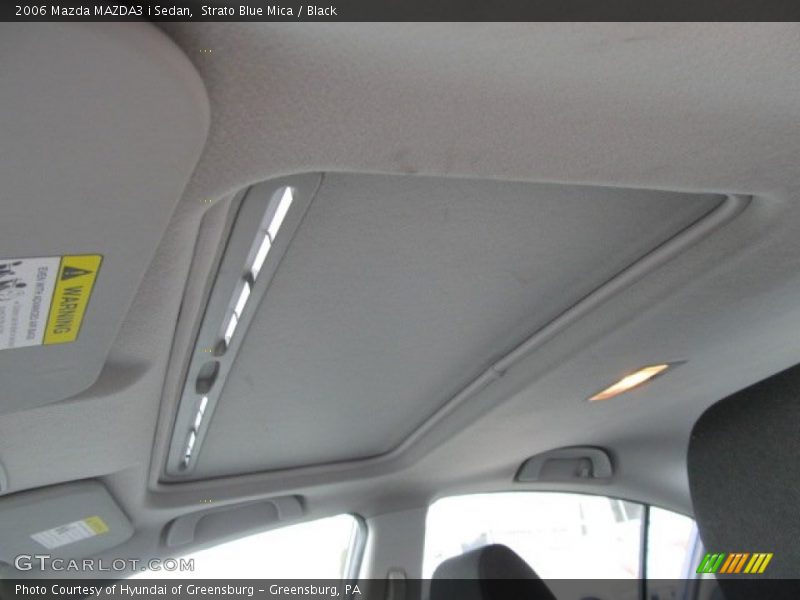 Strato Blue Mica / Black 2006 Mazda MAZDA3 i Sedan