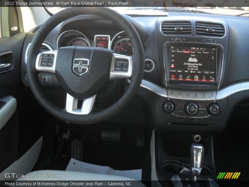 Brilliant Black Crystal Pearl / Black/Pearl 2012 Dodge Journey Crew