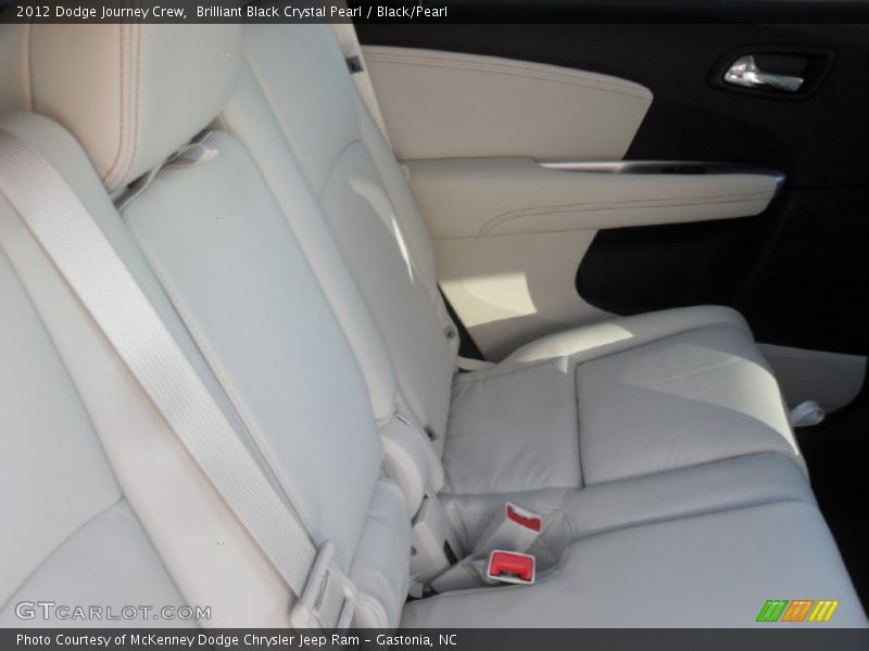 Brilliant Black Crystal Pearl / Black/Pearl 2012 Dodge Journey Crew