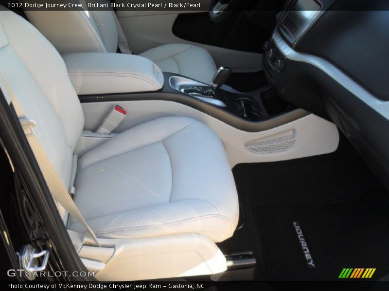 Brilliant Black Crystal Pearl / Black/Pearl 2012 Dodge Journey Crew